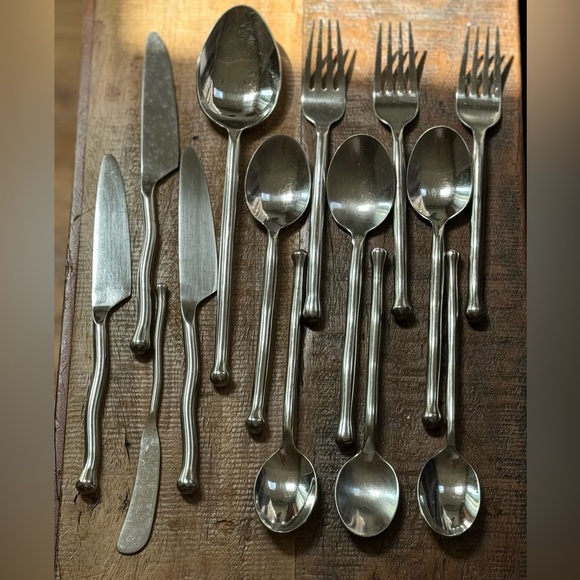 Gourmet Settings GS Exotique FLATWARE Tablespoons Teaspoons Forks Knives Butter - Picture 1 of 1